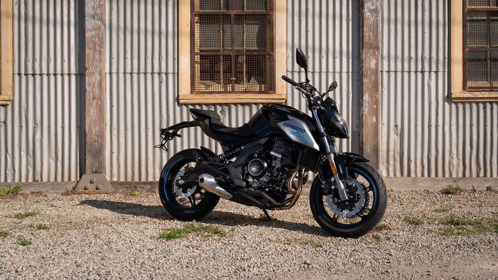 В продаже еще одна новинка от CFMOTO — городской мотоцикл 650NK (ABS)