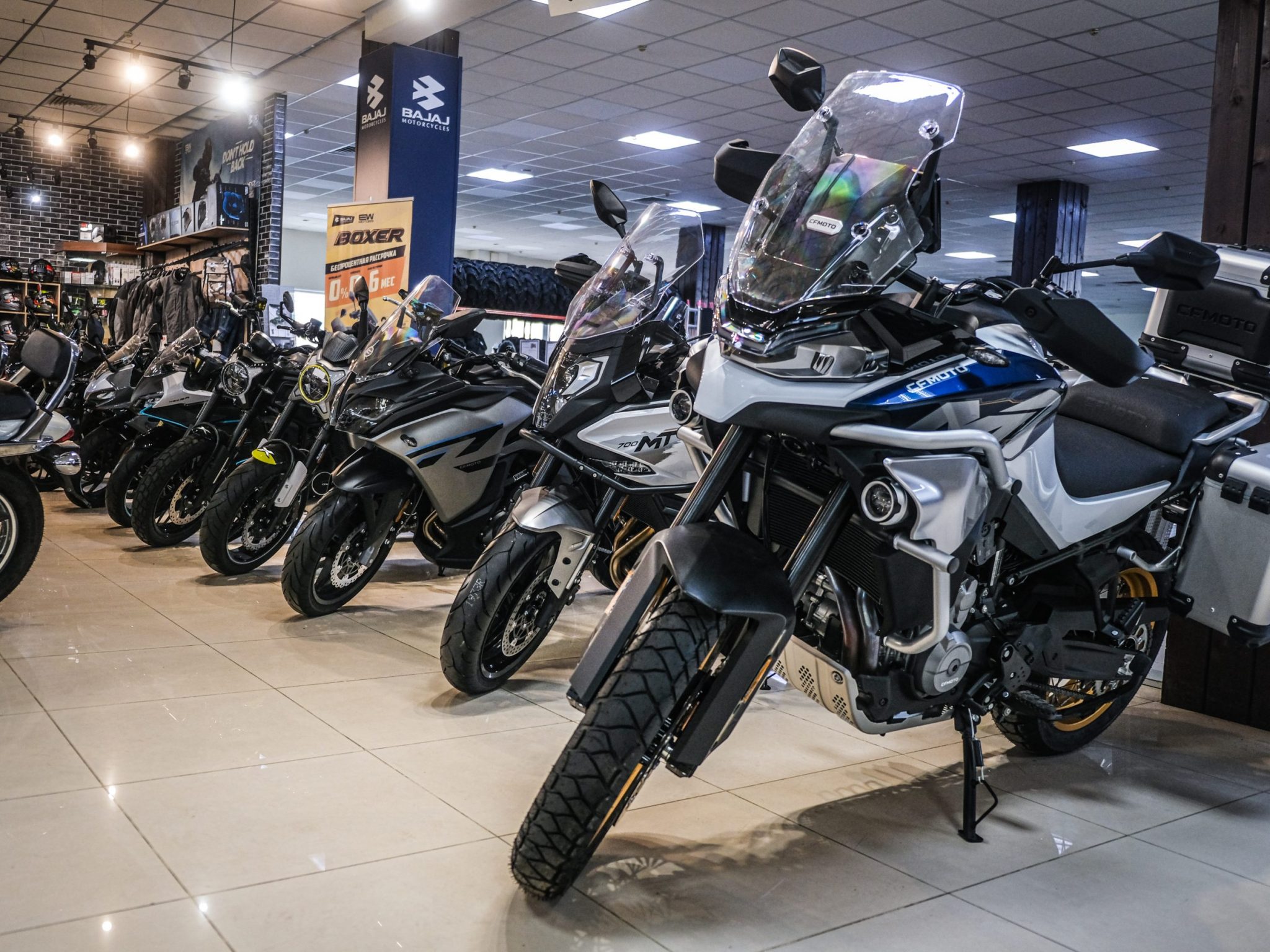 Лучшие городские мотоциклы CFMOTO: от компактных ситибайков до туристических моделей