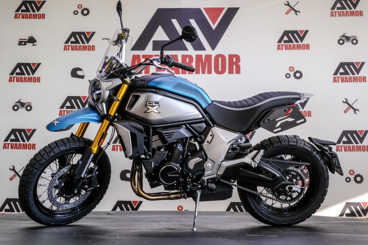 Яркий и мощный байк CFMOTO 700 CL-X уже в наличии