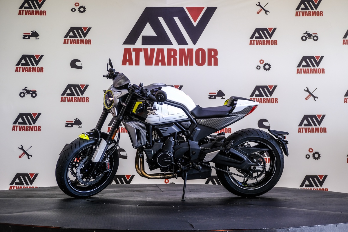 Яркий и мощный байк CFMOTO 700 CL-X уже в наличии