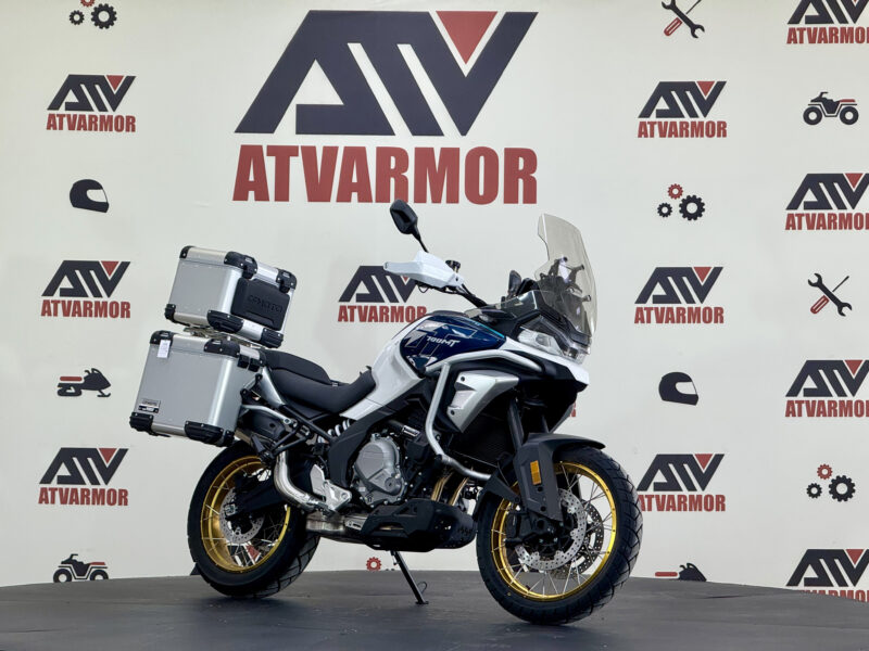 Белый CFMOTO 700MT ADVANCED уже в продаже!