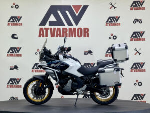 Белый CFMOTO 700MT ADVANCED уже в продаже!