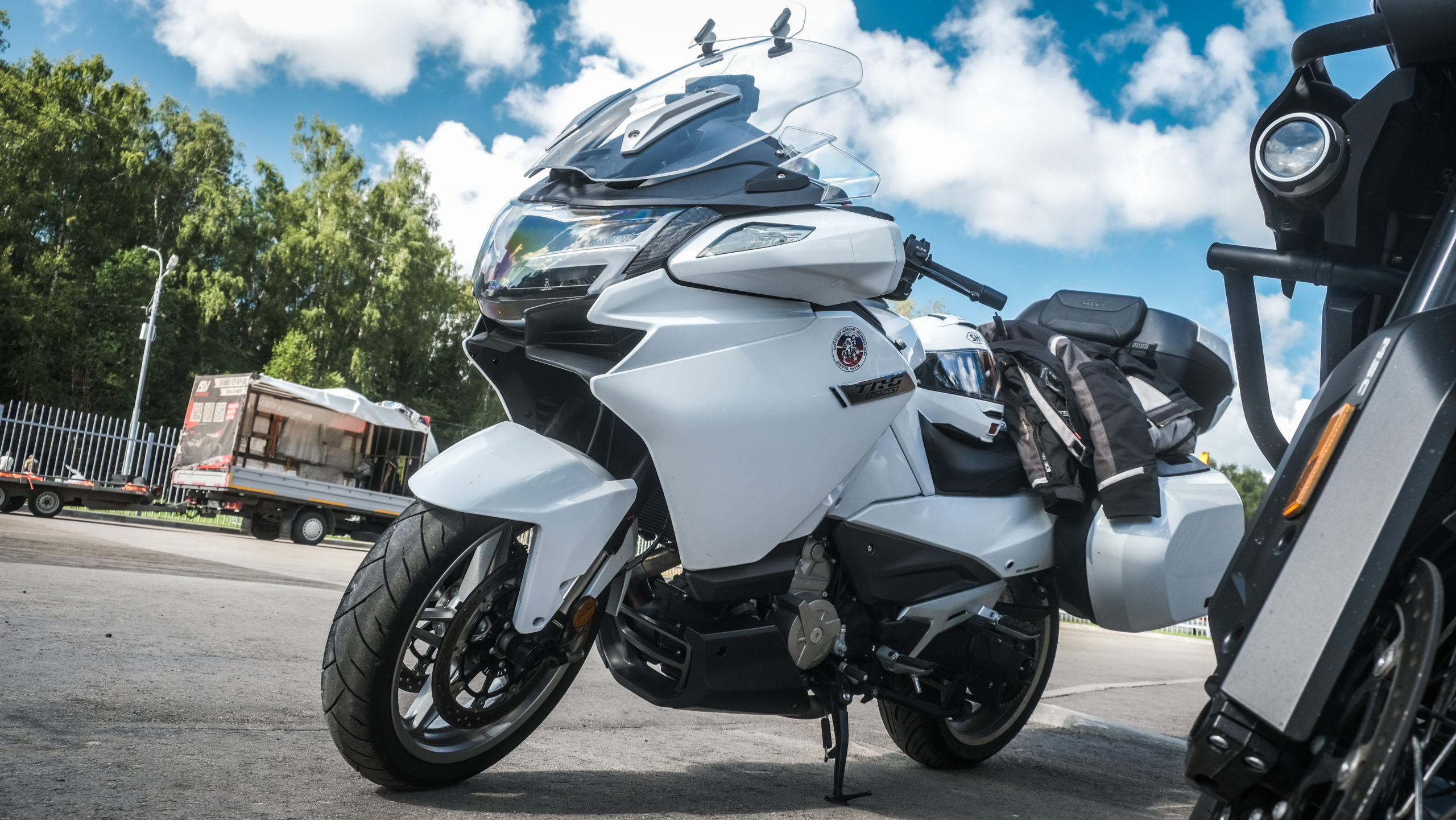 Специальное предложение на туристический флагман CFMOTO 1250TR-G